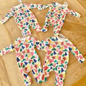 NWT 4 Newborn Christmas tree Onesie 0-7lbs